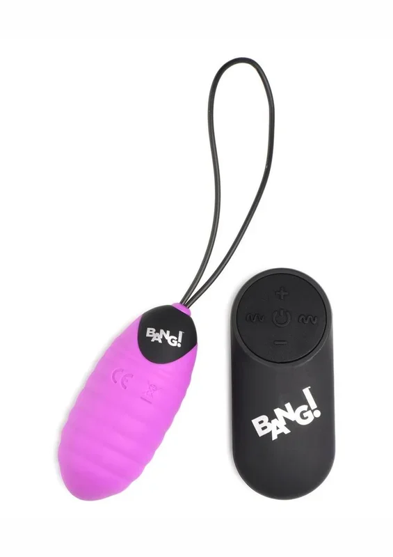 Bang! 28x Ribbed Rechargeable Silicone Egg with Remote Control