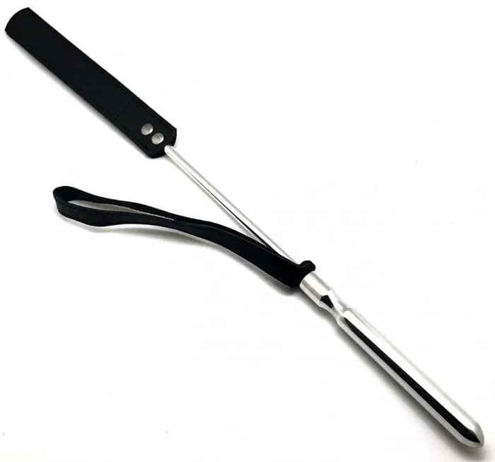 Duo de fouets en cuir