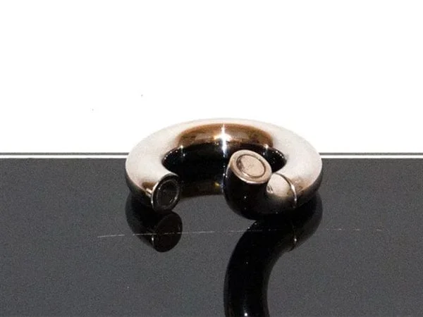 Mister B Magnetic runder Hodenstrecker 3,3 cm